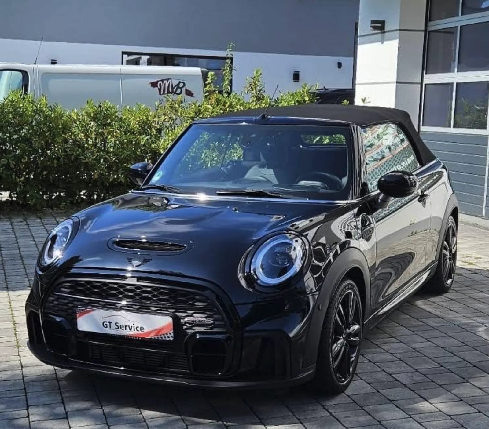 Cabrio Innen- und Außenaufbereitung in München